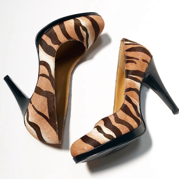 - Tiger Print High Heel Pump Leather By Nine West - Picture 2 of 8